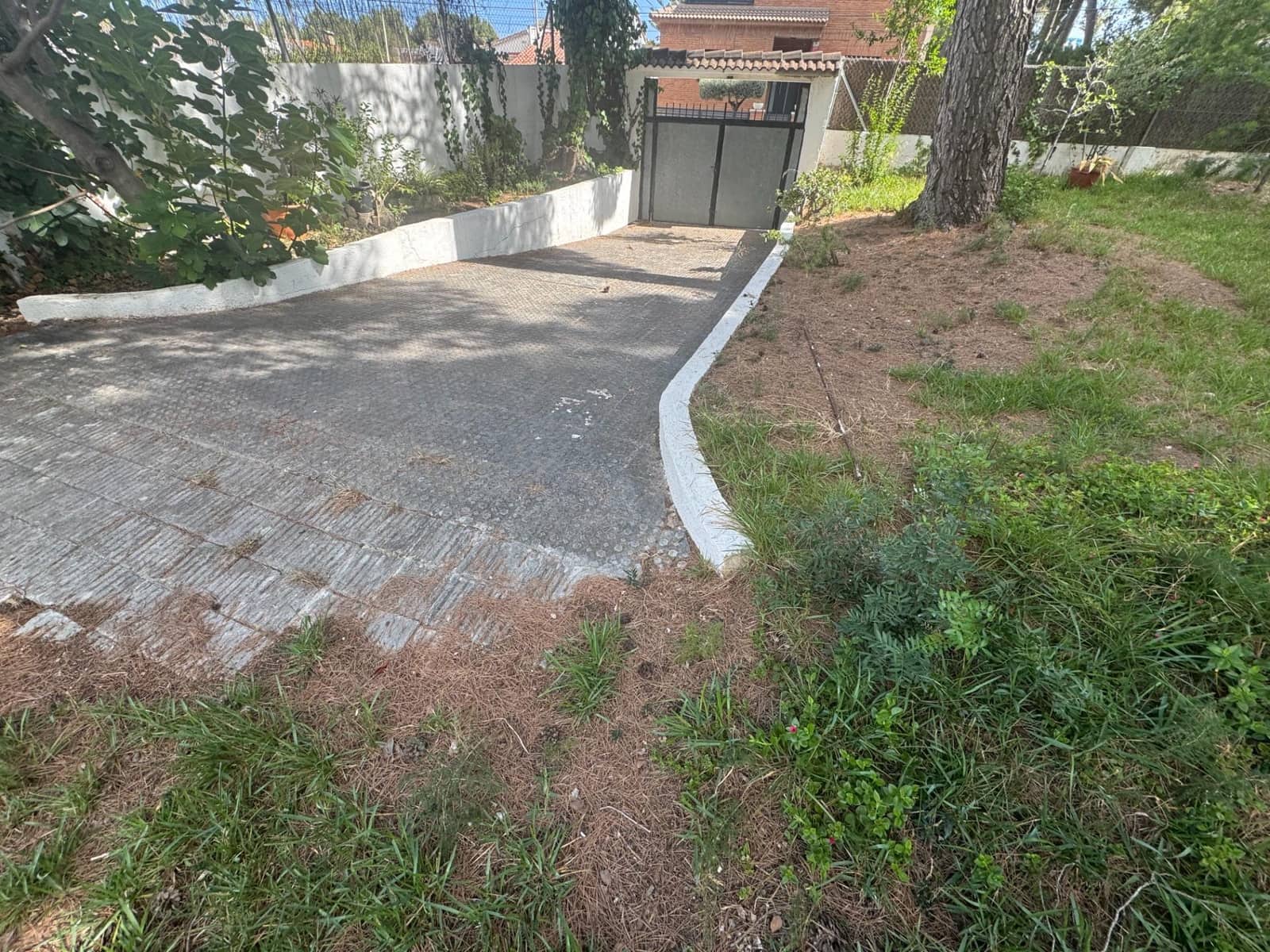 Chalet de 4 habitaciones en El Vendrell en venta con garaje - 320.000 € (Ref: 9462031)