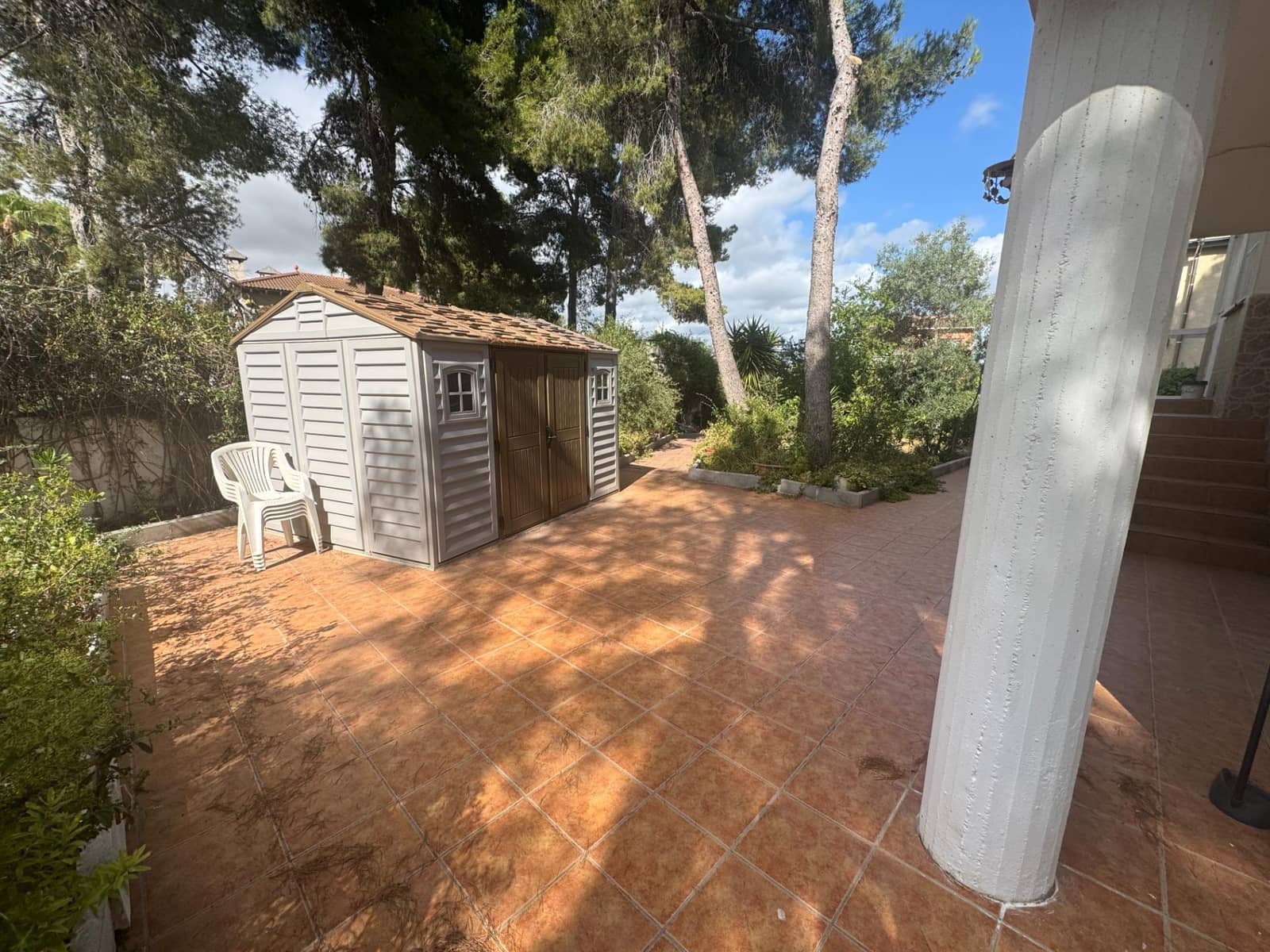 Chalet de 4 habitaciones en El Vendrell en venta con garaje - 320.000 € (Ref: 9462031)