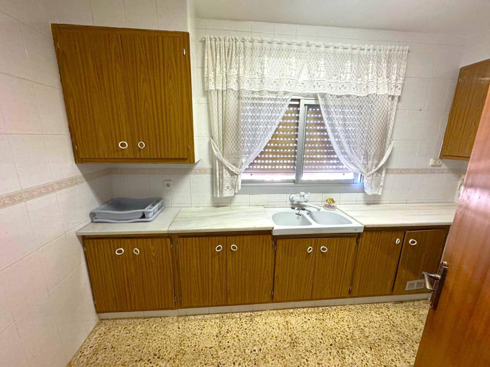 6 Zimmer Villa zu verkaufen in Segur de Calafell mit Pool Garage - 335.000 € (Ref: 9462032)