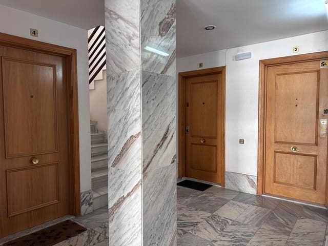 Piso de 3 habitaciones en Segur de Calafell, Calafell en venta con garaje - 239.000 € (Ref: 9470358)