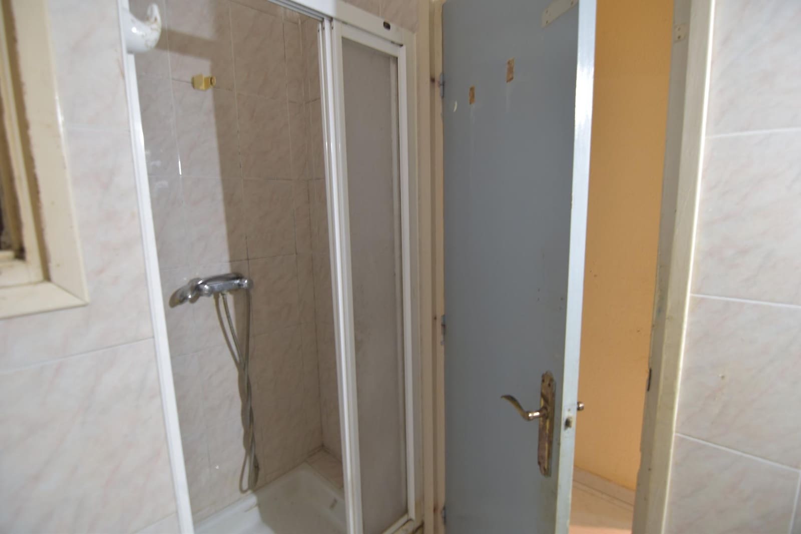 Piso de 3 habitaciones en Calafell en venta - 120.000 € (Ref: 9470362)