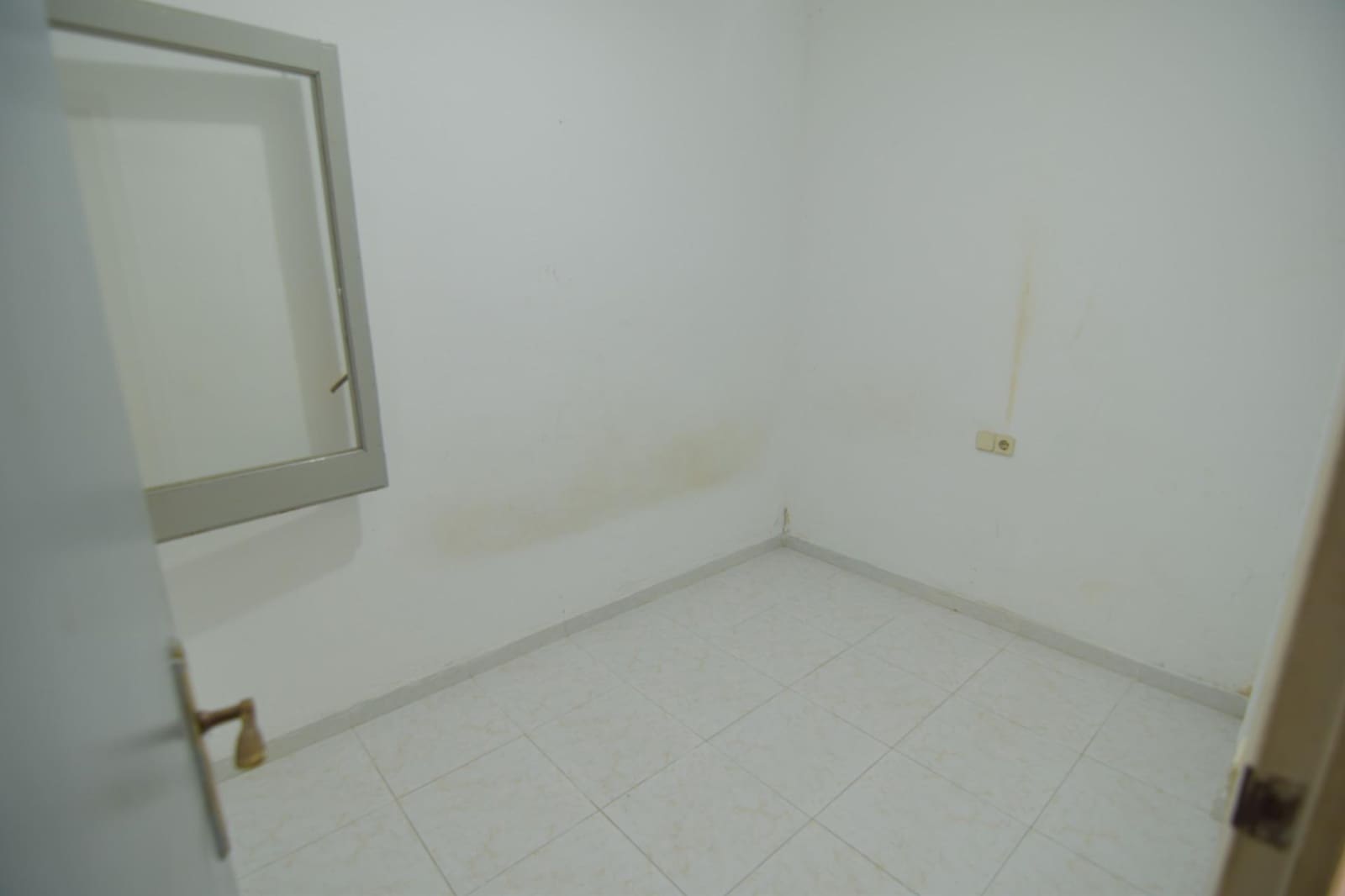 Piso de 3 habitaciones en Calafell en venta - 120.000 € (Ref: 9470362)