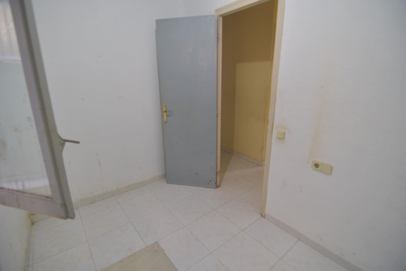 Piso de 3 habitaciones en Calafell en venta - 120.000 € (Ref: 9470362)