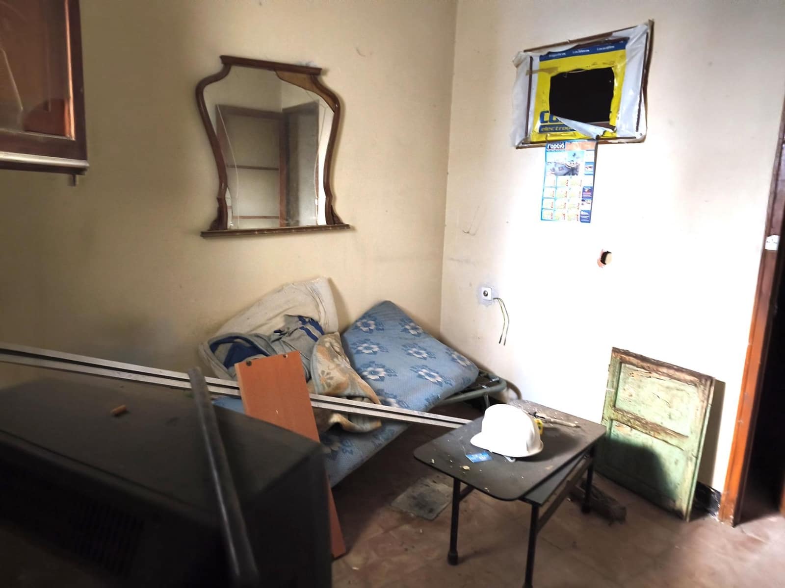 4 bedroom Townhouse for sale in El Vendrell - € 126,000 (Ref: 9470981)