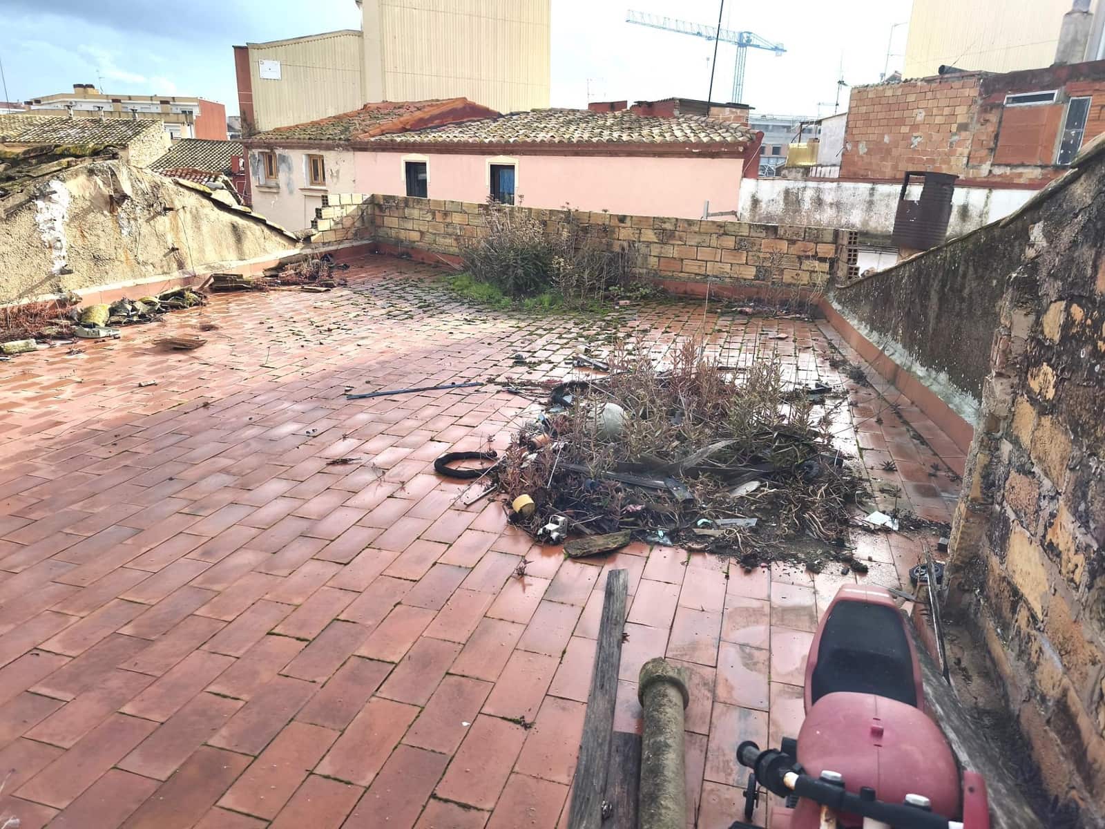 4 bedroom Townhouse for sale in El Vendrell - € 126,000 (Ref: 9470981)