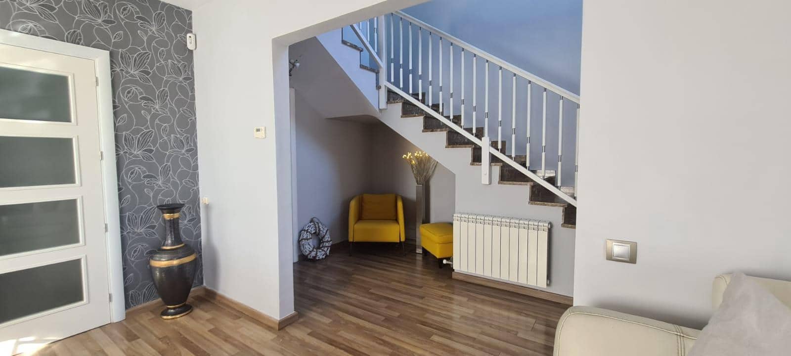 5 sypialnia Willa na sprzedaż w Roda de Bara z basenem garażem - 399 000 € (Ref: 9472941)