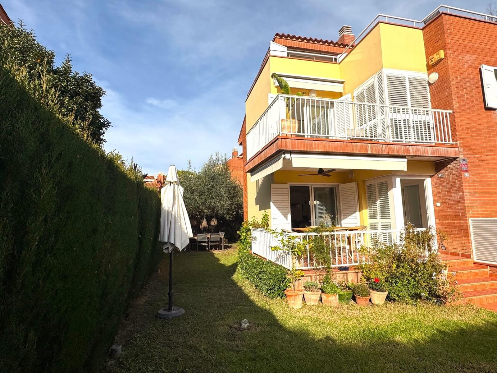 5 soveværelse Rækkehus til salg i Altafulla med garage - € 675.000 (Ref: 9474168)