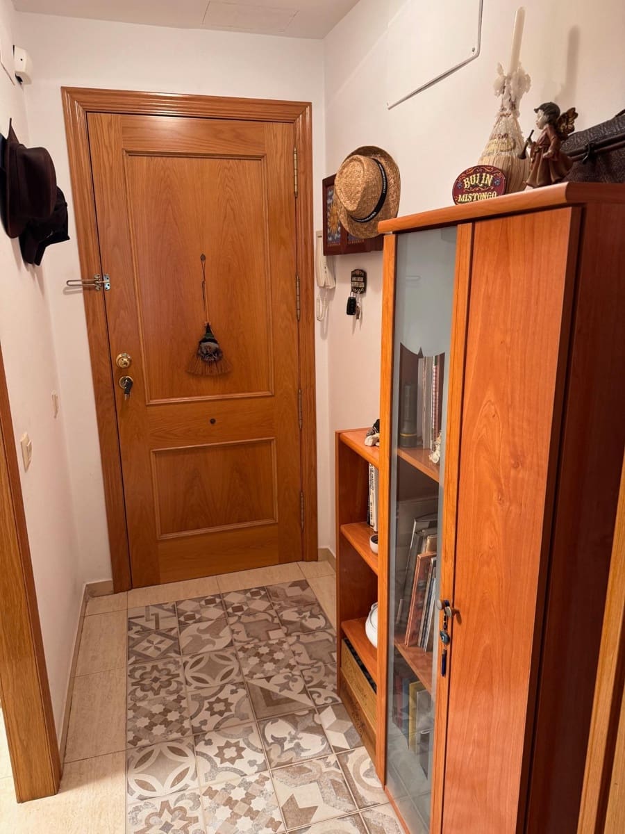 Piso de 1 habitación en Torredembarra en alquiler - 577 € (Ref: 9494554)