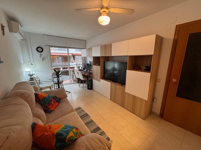 Piso de 1 habitación en Torredembarra en alquiler - 577 € (Ref: 9494554)