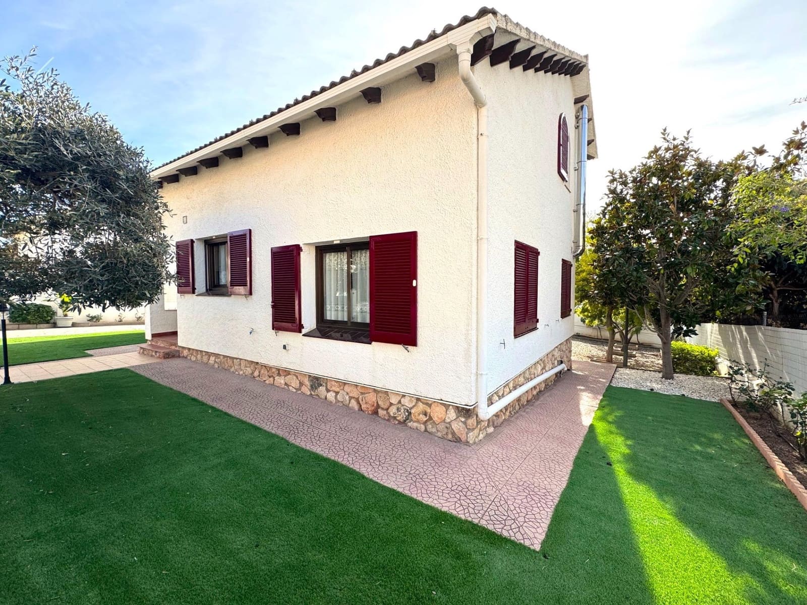 3 bedroom Villa for sale in La Pobla de Montornes with garage - € 280,000 (Ref: 9502230)