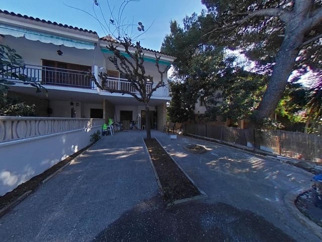 4 soverom Kjedet enebolig til salgs i Coma-Ruga, El Vendrell - € 275 000 (Ref: 9502232)