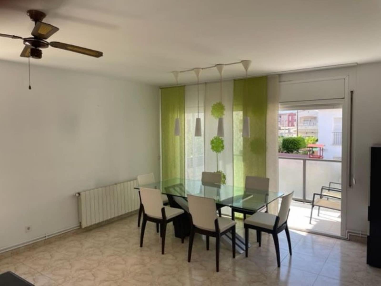 3 Zimmer Wohnung zu vermieten in Cubelles - 961 € (Ref: 9504225)