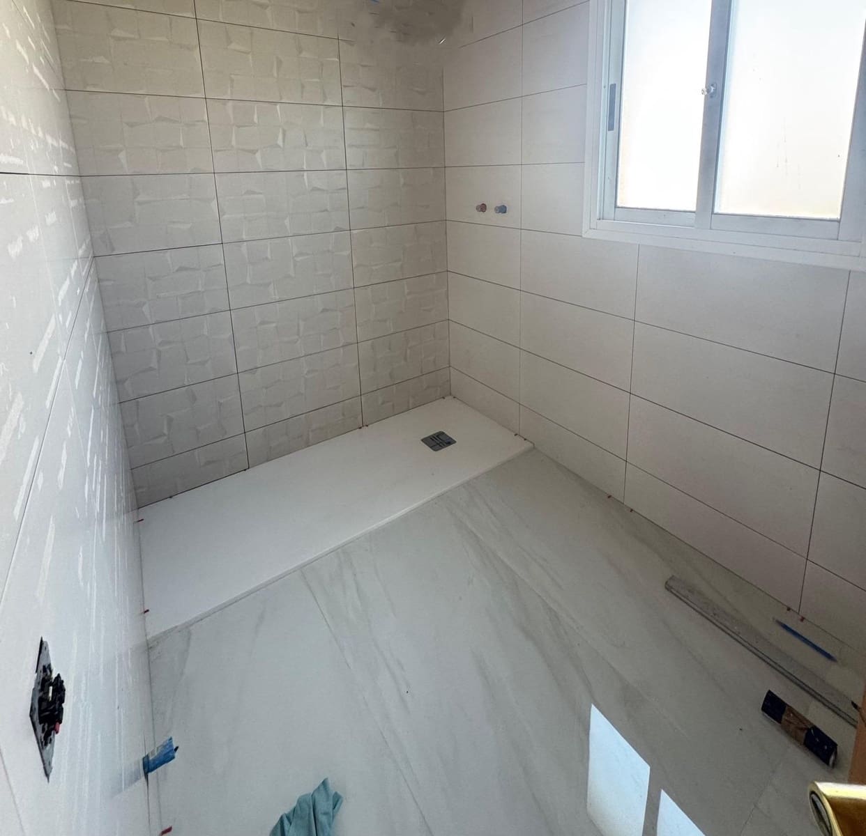 5 slaapkamer Villa te koop in Roda de Bara met zwembad garage - € 630.000 (Ref: 9516058)