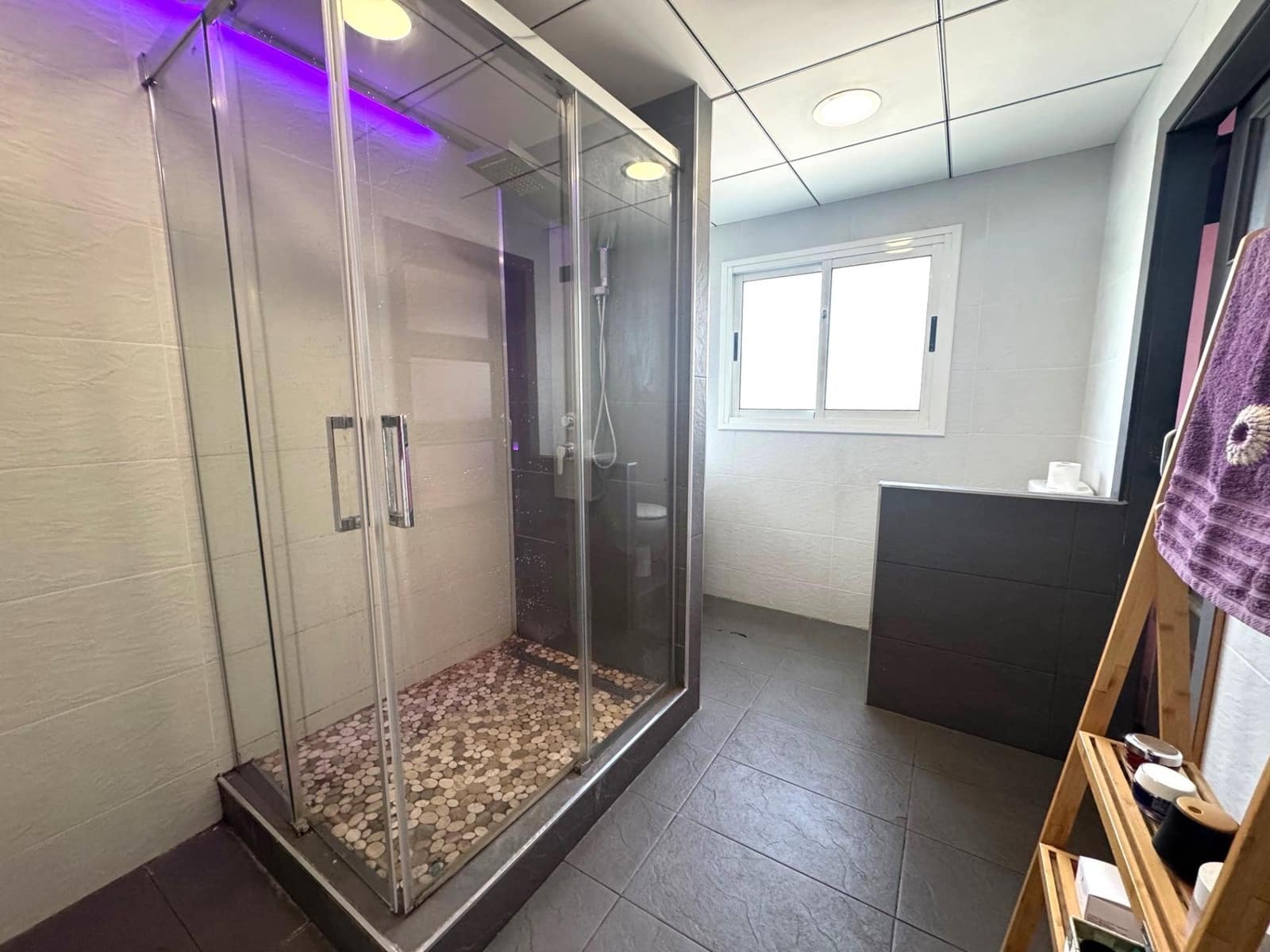 5 slaapkamer Villa te koop in Roda de Bara met zwembad garage - € 630.000 (Ref: 9516058)