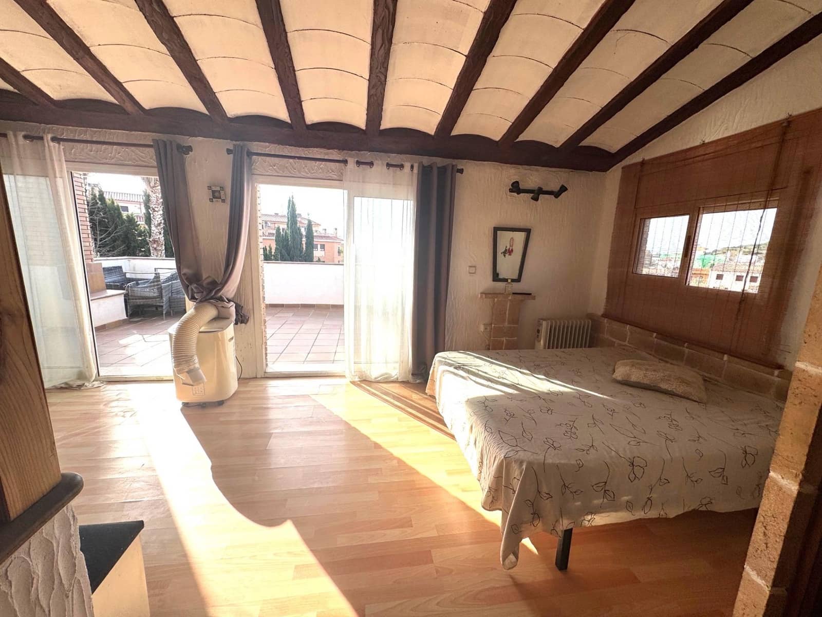 5 slaapkamer Villa te koop in Roda de Bara met zwembad garage - € 630.000 (Ref: 9516058)