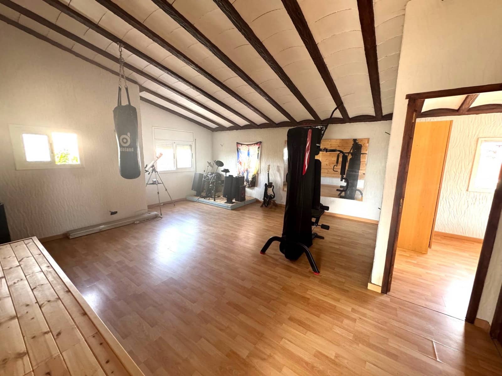 5 slaapkamer Villa te koop in Roda de Bara met zwembad garage - € 630.000 (Ref: 9516058)