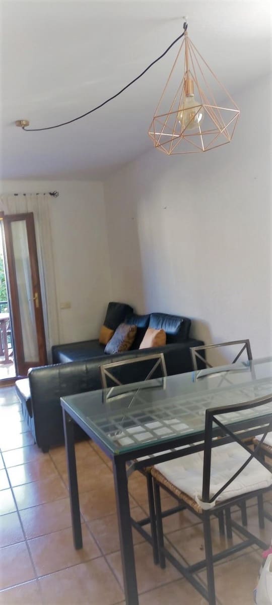 3 sovrum Radhus att hyra i Torredembarra med pool - 892 € (Ref: 9518861)