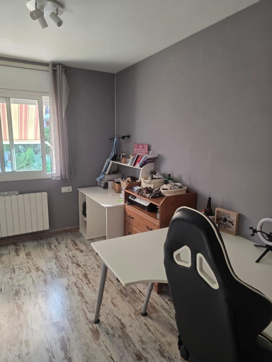 2 quarto Moradia em Banda para venda em La Riera de Gaia com piscina garagem - 285 000 € (Ref: 9520827)