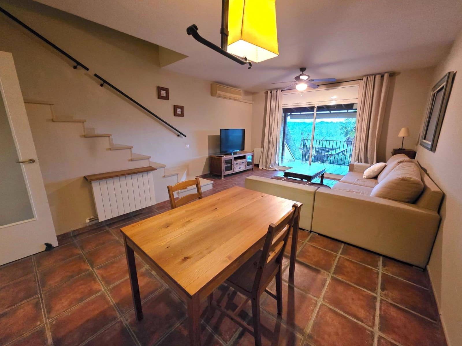 2 quarto Moradia em Banda para venda em La Riera de Gaia com piscina garagem - 285 000 € (Ref: 9520827)