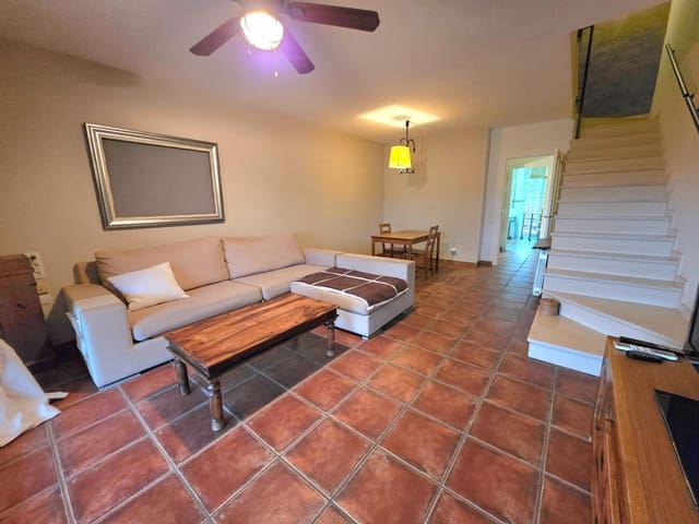 2 quarto Moradia em Banda para venda em La Riera de Gaià com piscina garagem - 285 000 € (Ref: 9520827)