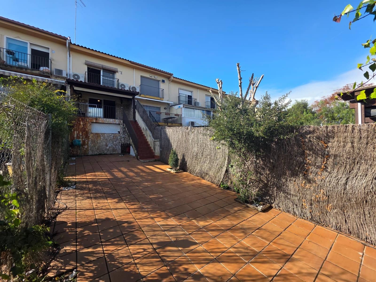 2 bedroom Terraced Villa for sale in La Riera de Gaia with pool garage - € 285,000 (Ref: 9520827)