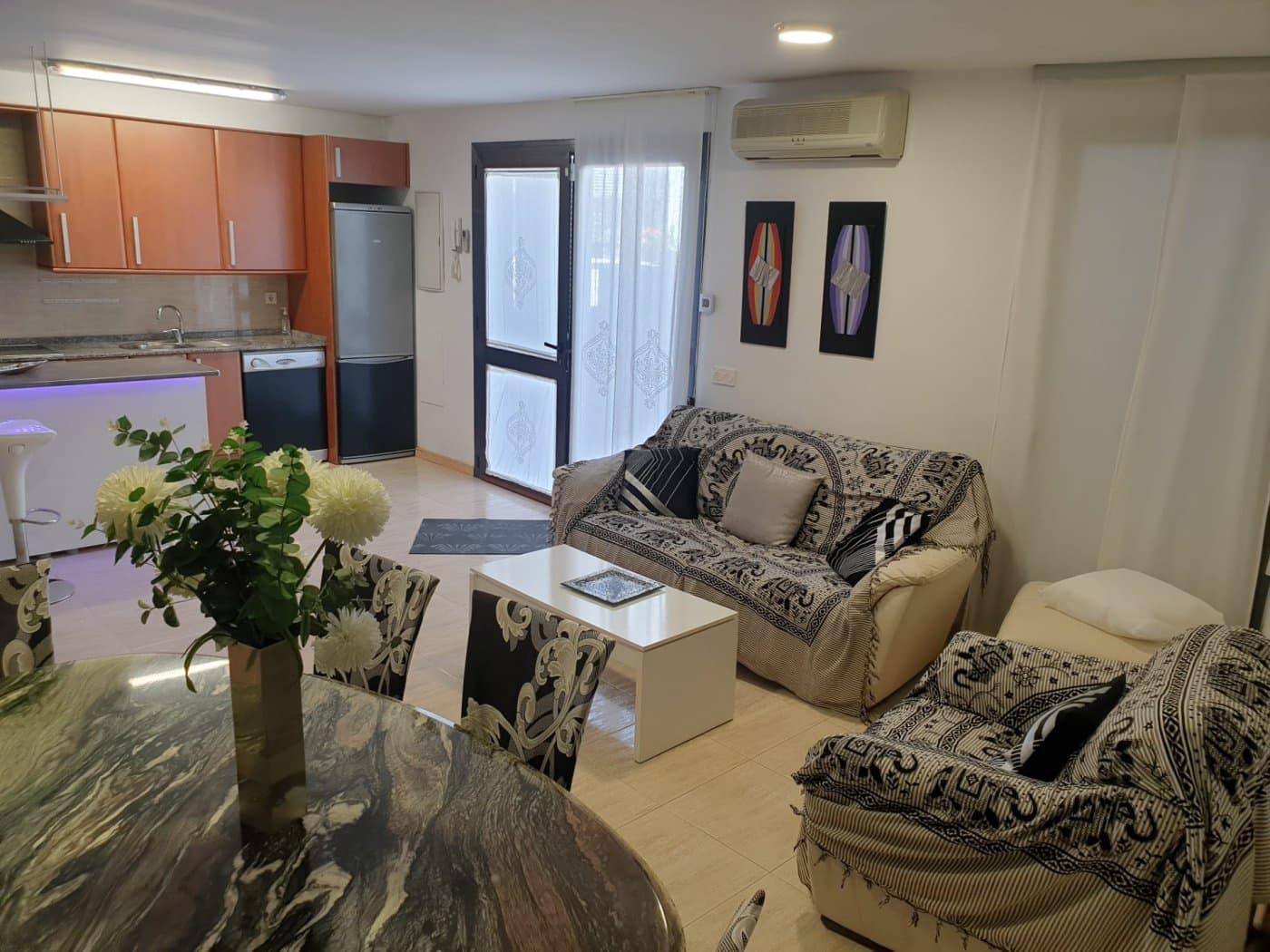 4 slaapkamer Rijtjeshuis te koop in Roda de Bara met zwembad - € 240.000 (Ref: 9521330)