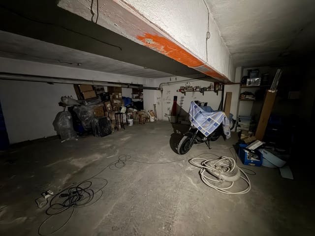 Garage til salg i El Vendrell - € 16.000 (Ref: 9521331)