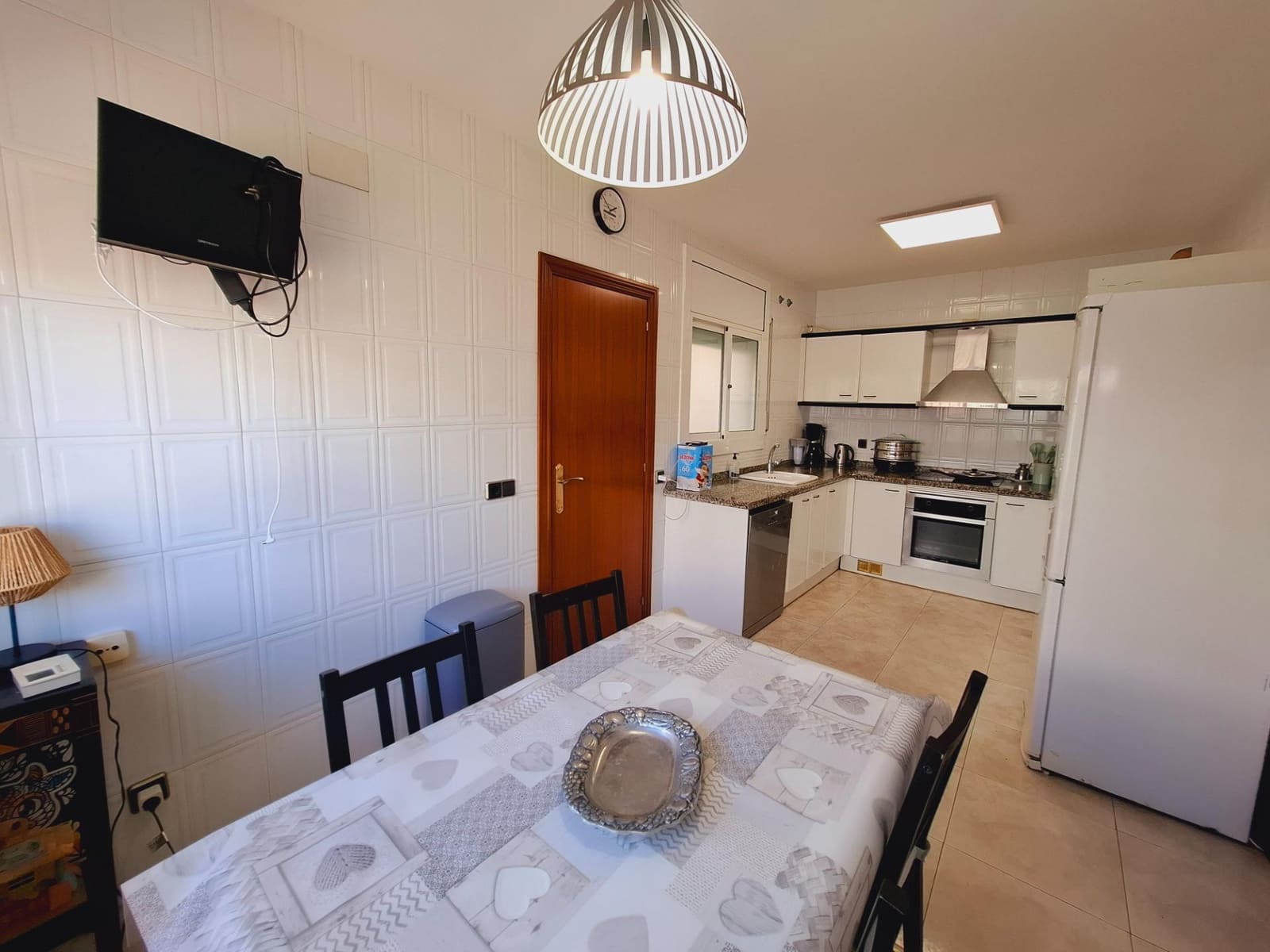 4 sypialnia Dom szeregowy na sprzedaż w Calafell z basenem - 480 000 € (Ref: 9521332)