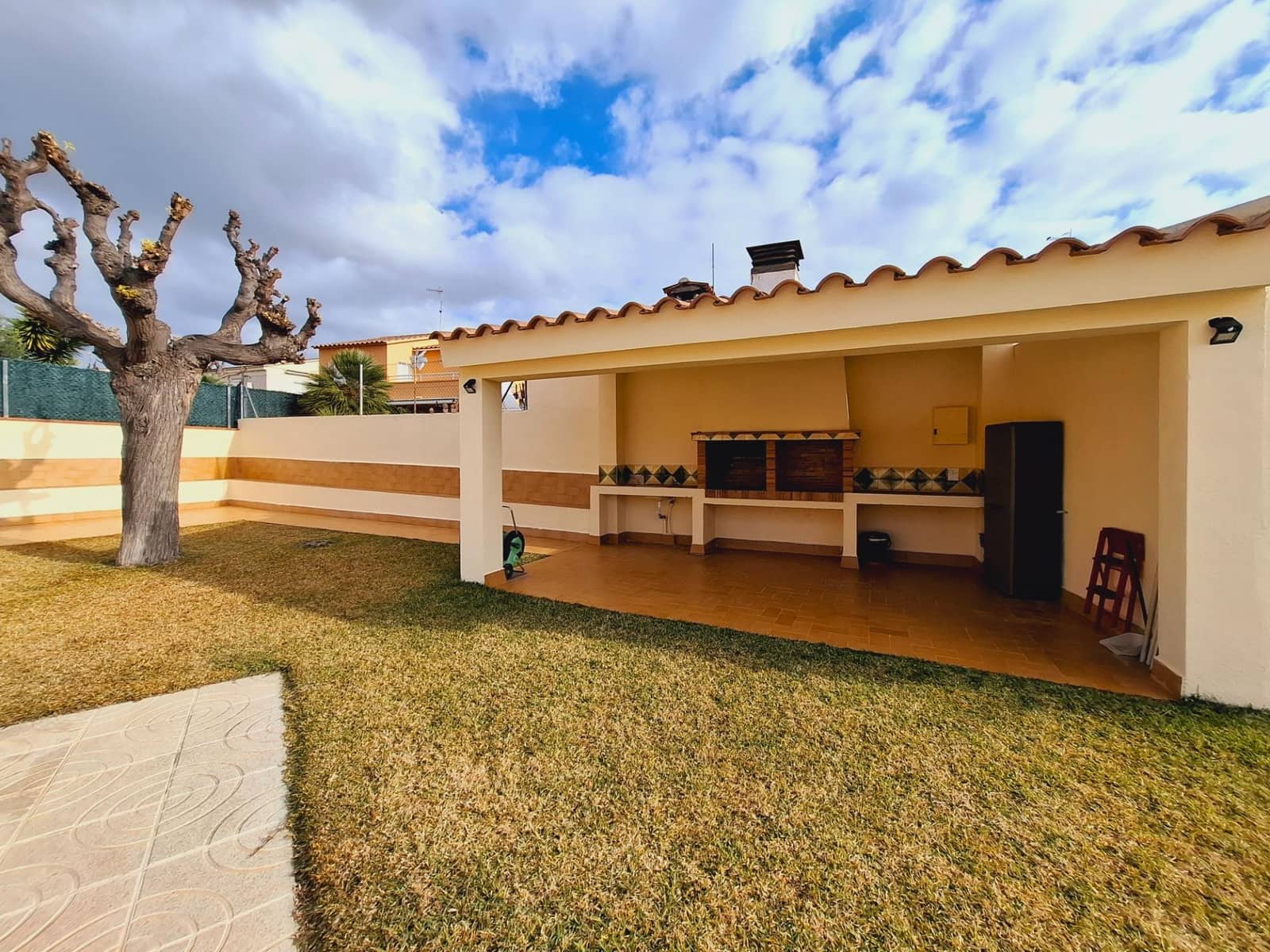 4 sypialnia Dom szeregowy na sprzedaż w Calafell z basenem - 480 000 € (Ref: 9521332)