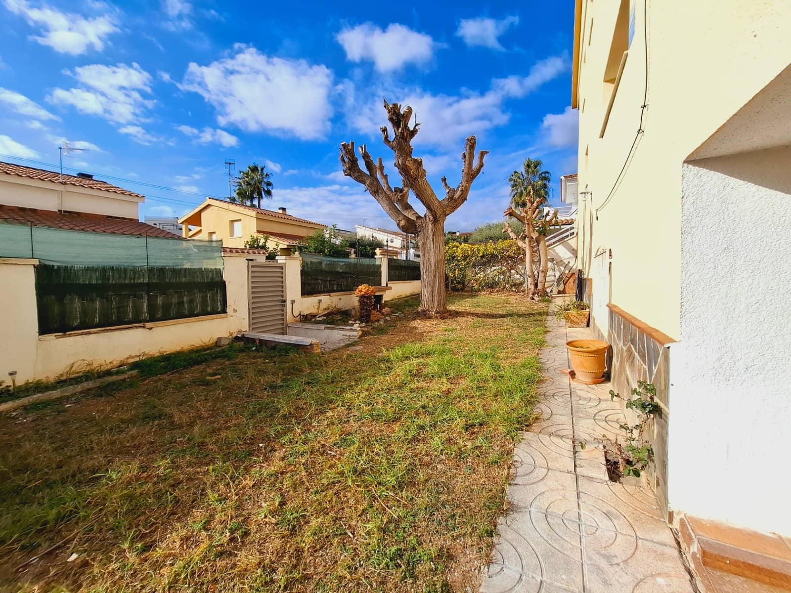 4 sypialnia Dom szeregowy na sprzedaż w Calafell z basenem - 480 000 € (Ref: 9521332)