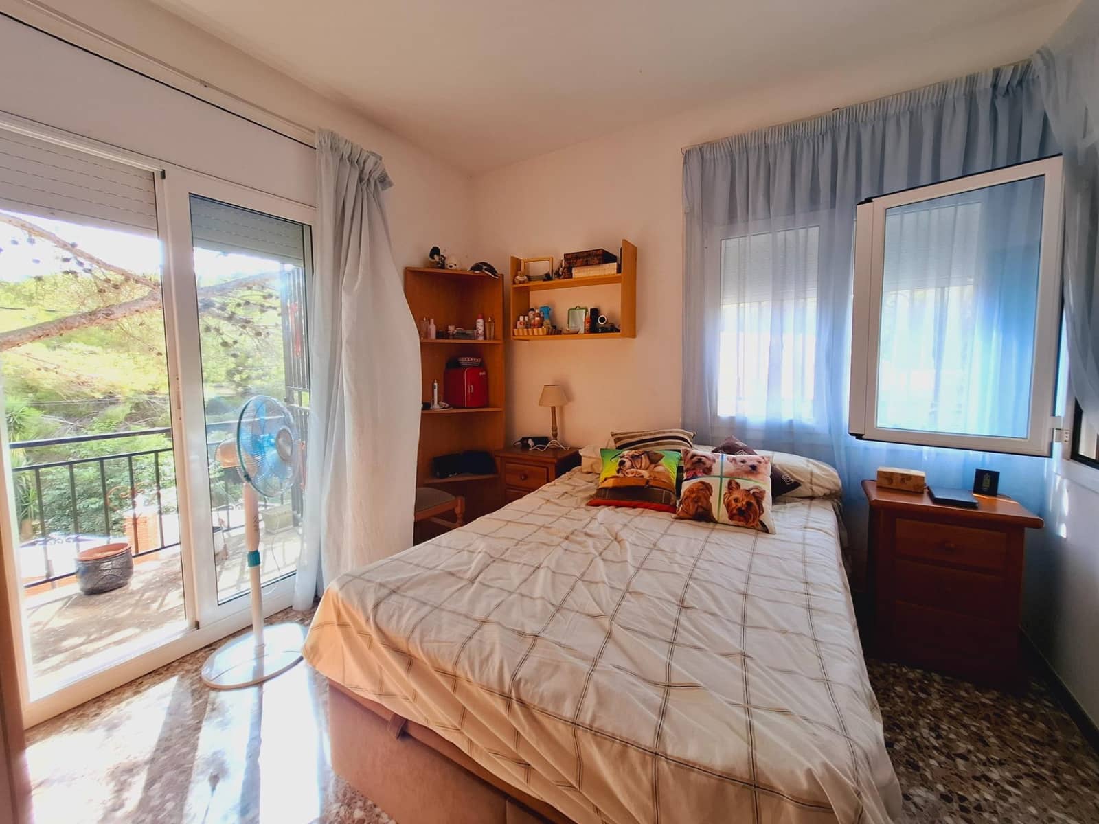 5 bedroom Villa for sale in Calafell with pool - € 325,000 (Ref: 9521335)