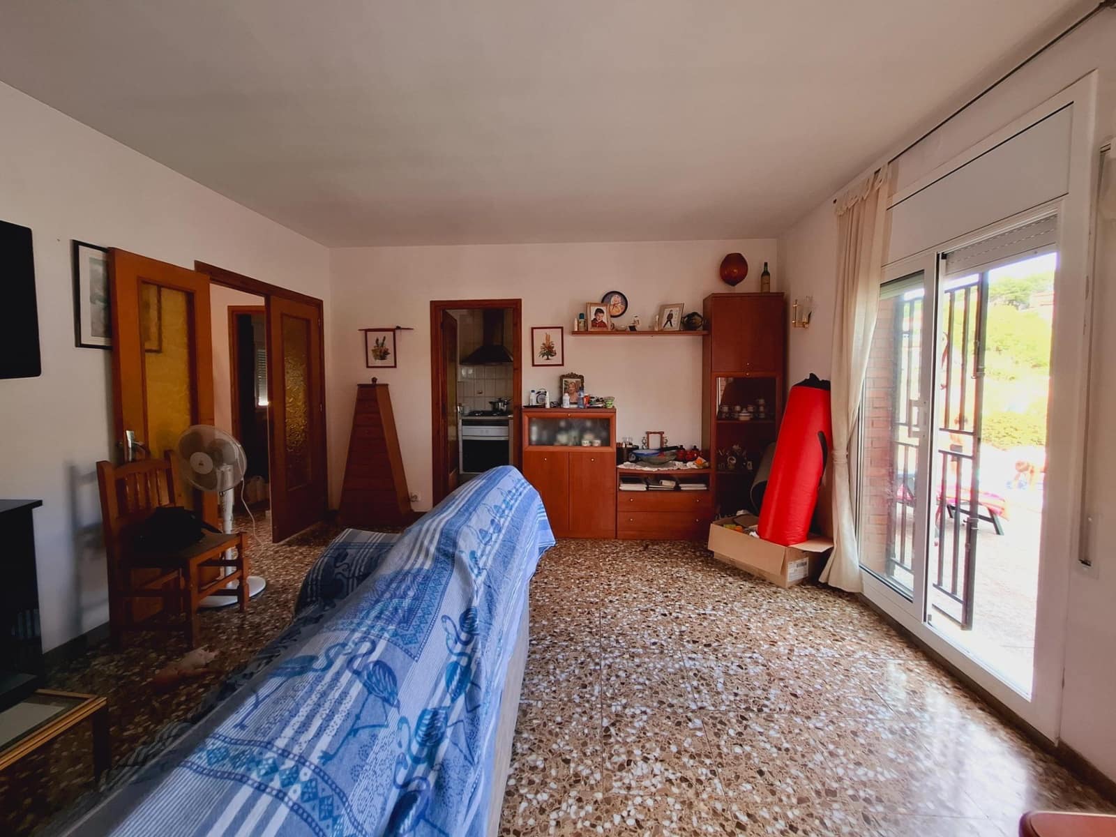 5 bedroom Villa for sale in Calafell with pool - € 325,000 (Ref: 9521335)