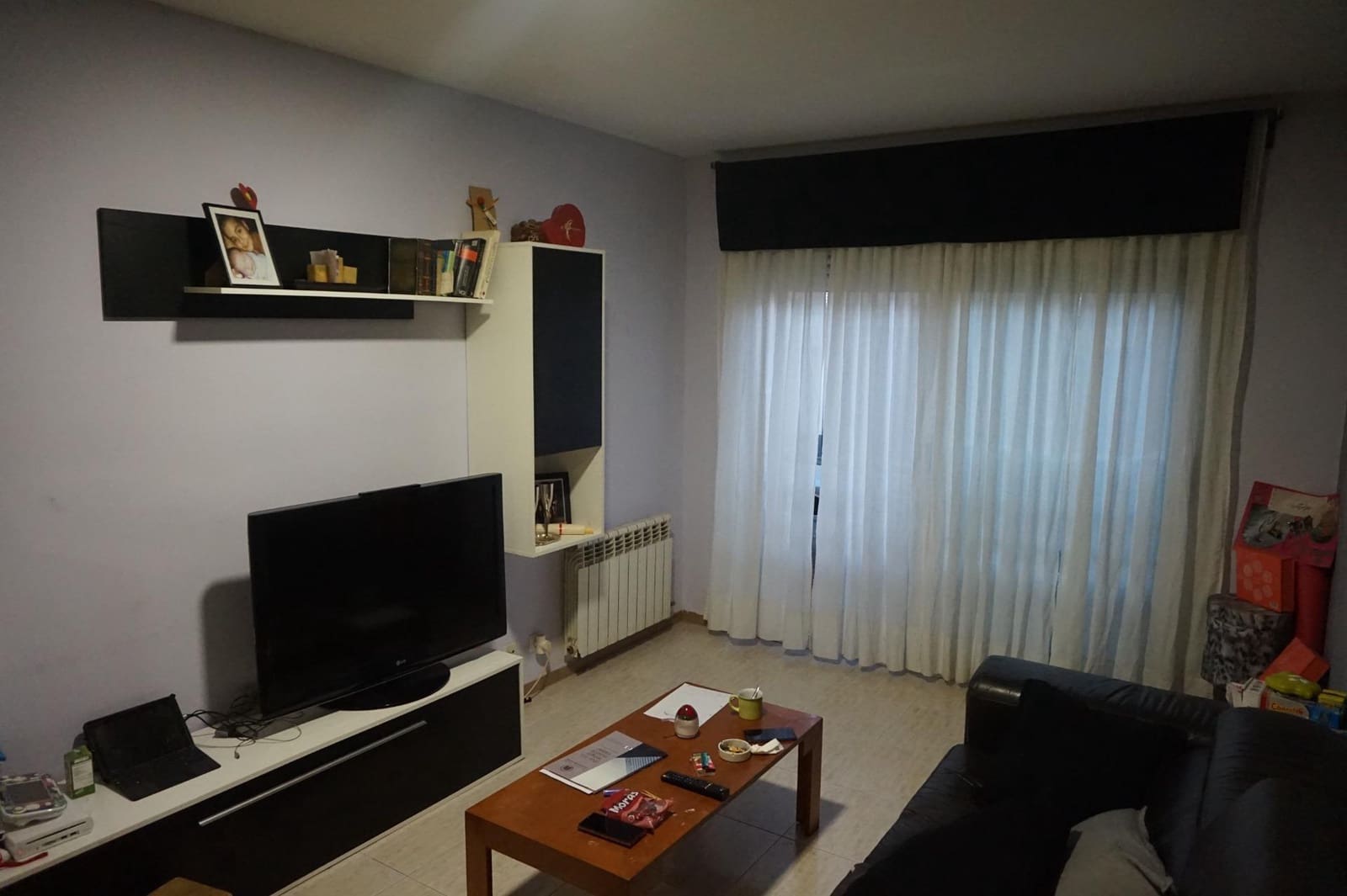 4 bedroom Apartment for sale in Vilafranca del Penedes with garage - € 175,000 (Ref: 9521409)