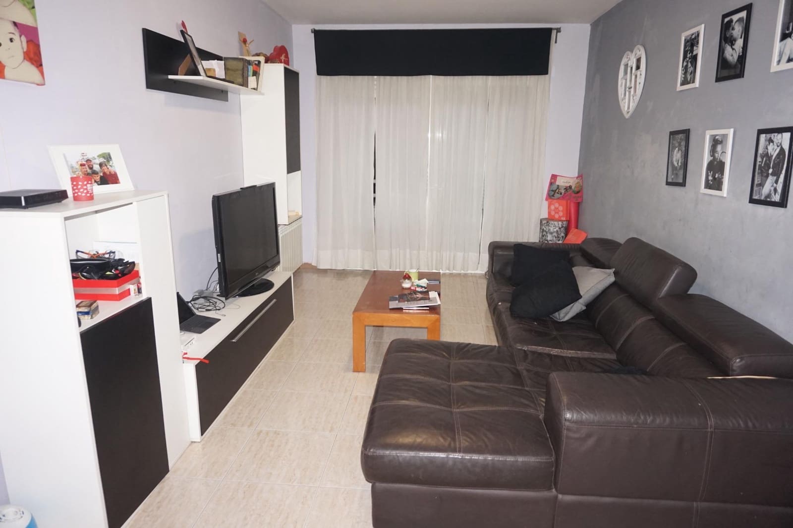 4 bedroom Apartment for sale in Vilafranca del Penedes with garage - € 175,000 (Ref: 9521409)