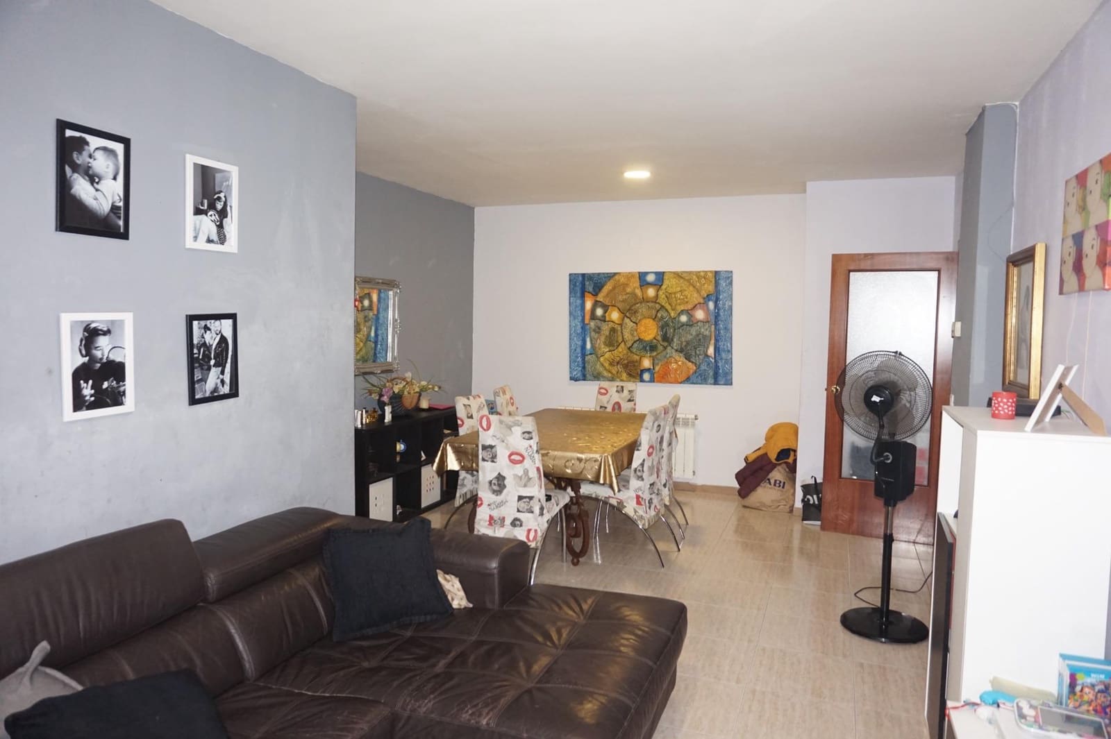 4 bedroom Apartment for sale in Vilafranca del Penedes with garage - € 175,000 (Ref: 9521409)