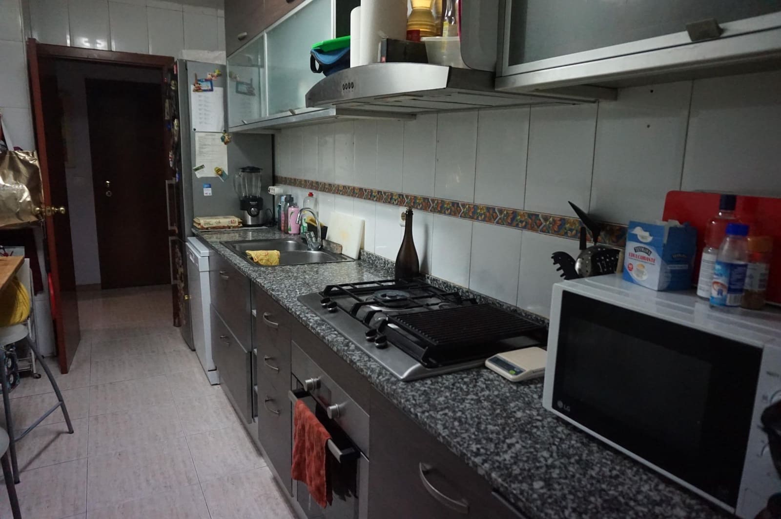 4 bedroom Apartment for sale in Vilafranca del Penedes with garage - € 175,000 (Ref: 9521409)