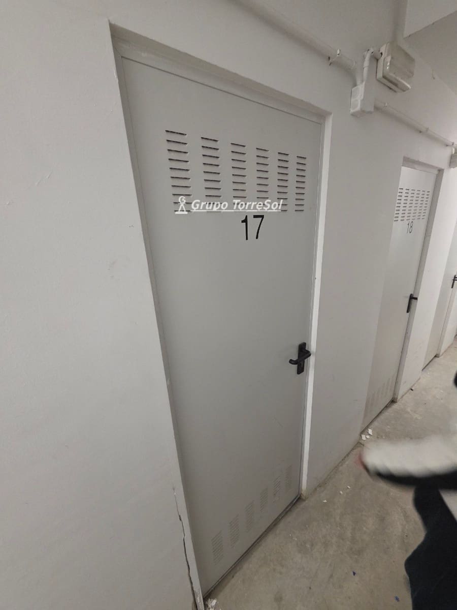 2 bedroom Flat for sale in Els Pallaresos with pool garage - € 243,000 (Ref: 9534609)