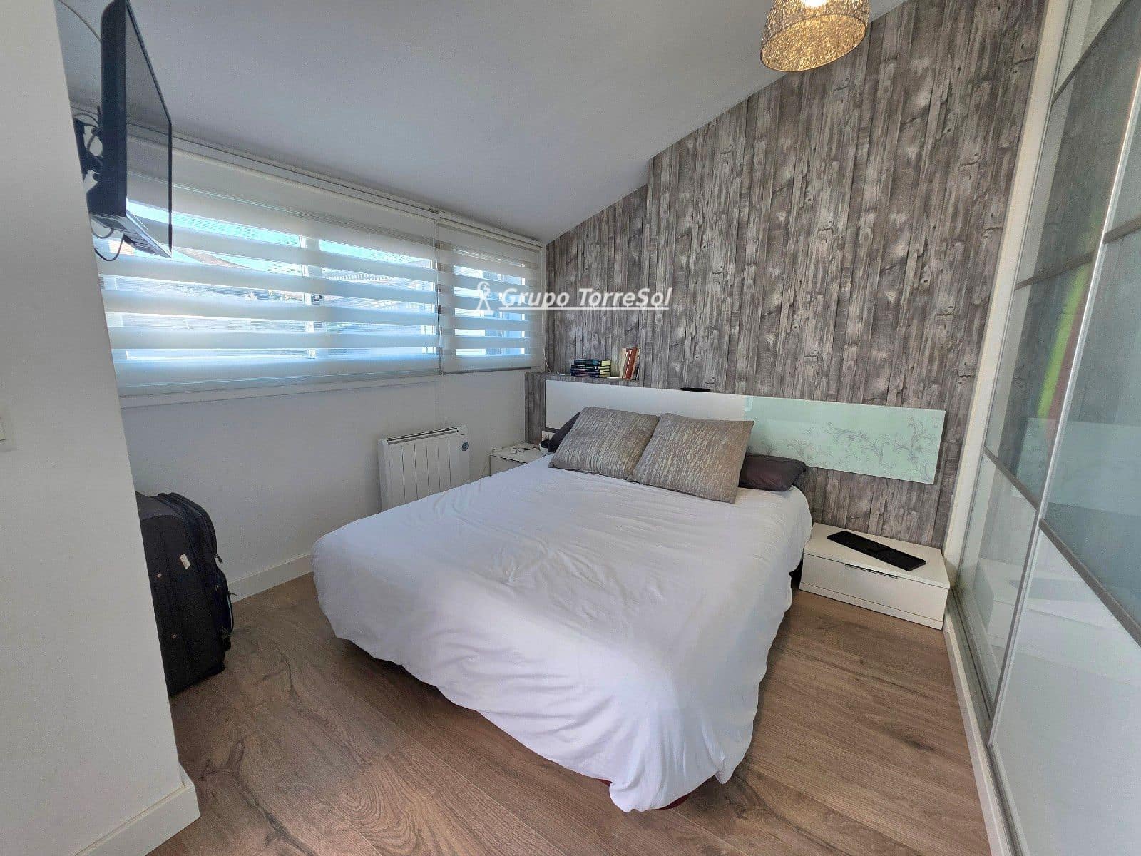 2 bedroom Flat for sale in Els Pallaresos with pool garage - € 243,000 (Ref: 9534609)