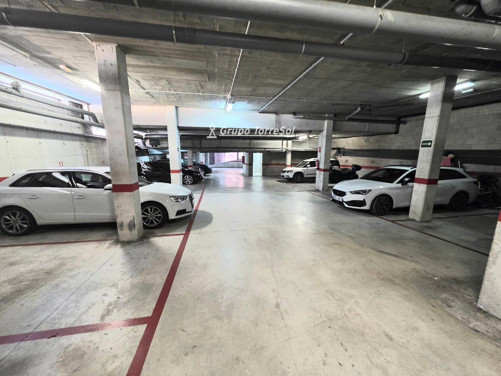 2 bedroom Flat for sale in Els Pallaresos with pool garage - € 243,000 (Ref: 9534609)