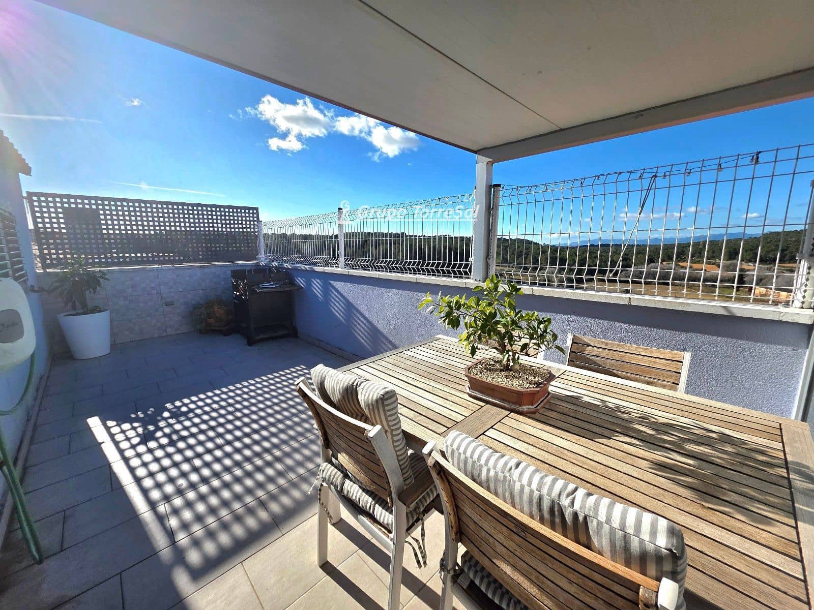 2 bedroom Flat for sale in Els Pallaresos with pool garage - € 243,000 (Ref: 9534609)