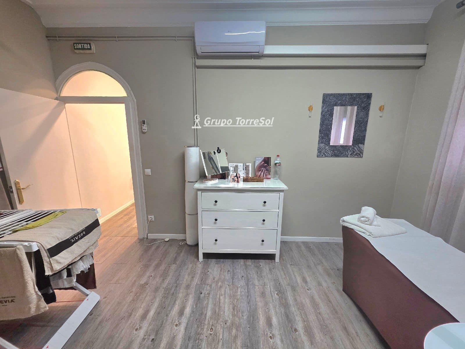 Commercial for rent in Torredembarra - € 900 (Ref: 9534610)