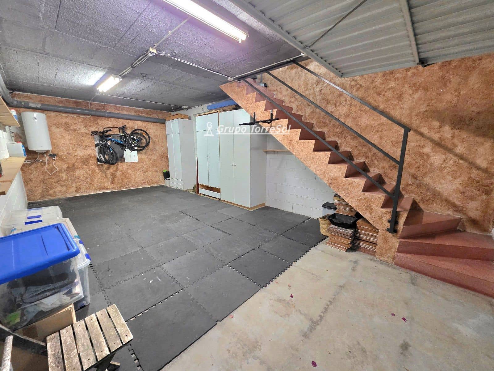 2 soverom Hus til salgs i La Riera de Gaia med svømmebasseng garasje - € 280 000 (Ref: 9534611)