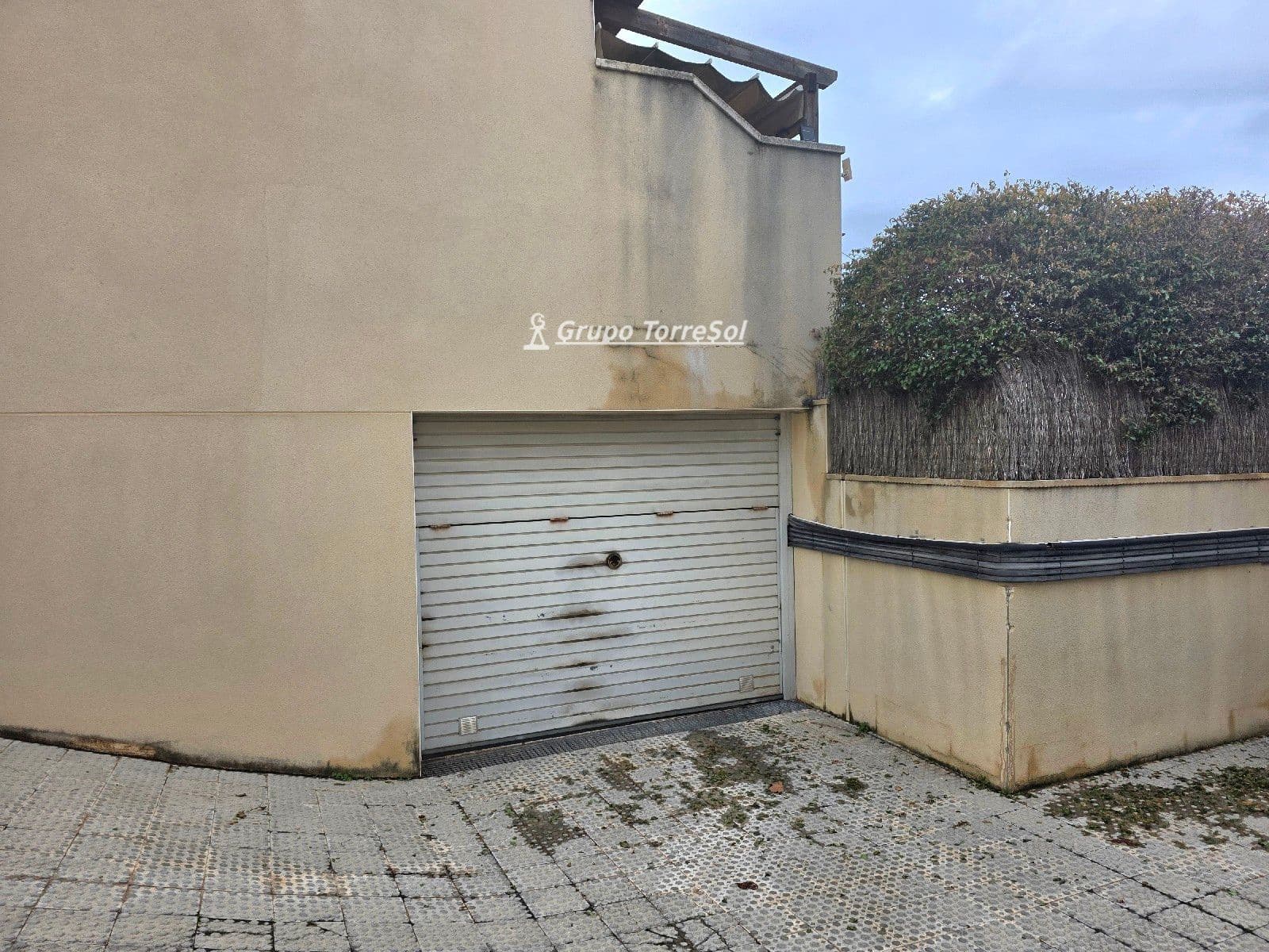 2 soverom Hus til salgs i La Riera de Gaia med svømmebasseng garasje - € 280 000 (Ref: 9534611)