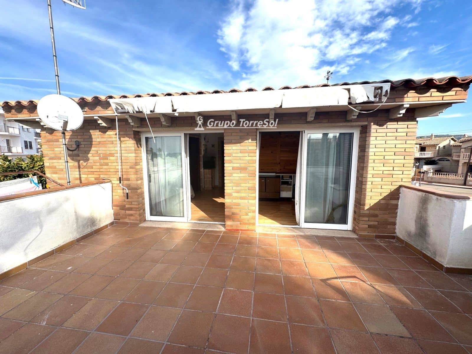 5 soverom Villa til salgs i Roda de Bara med svømmebasseng - € 630 000 (Ref: 9534614)