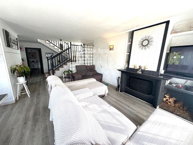 5 soverom Villa til salgs i Roda de Barà med svømmebasseng - € 630 000 (Ref: 9534614)