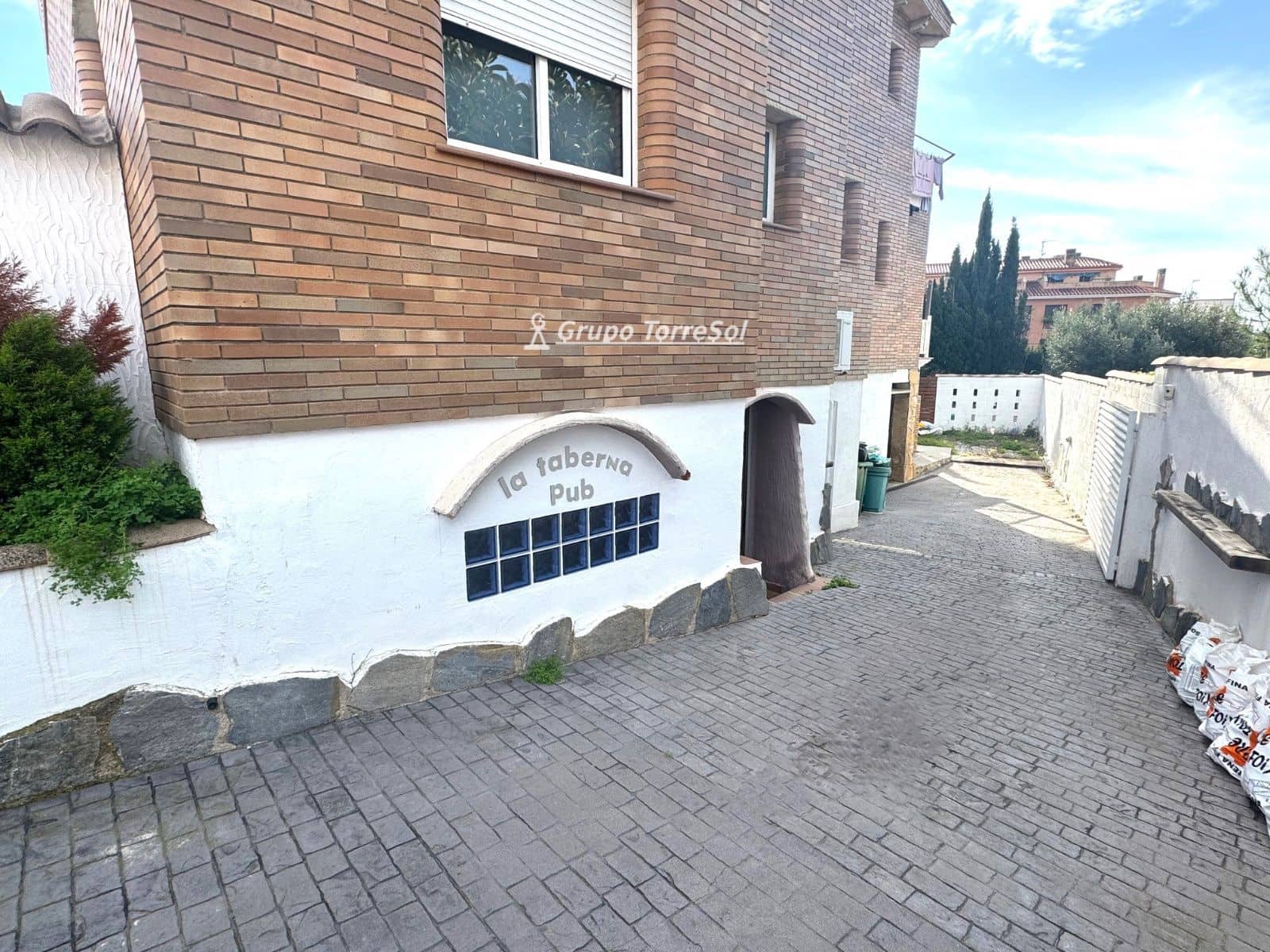 5 soverom Villa til salgs i Roda de Bara med svømmebasseng - € 630 000 (Ref: 9534614)