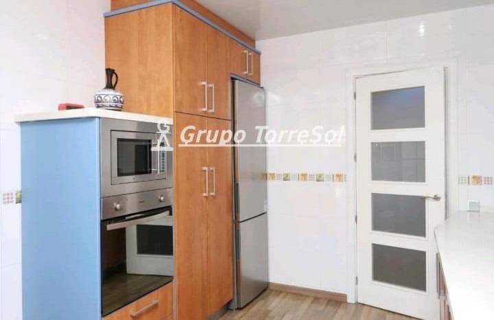 5 soverom Villa til salgs i Roda de Bara med svømmebasseng garasje - € 412 000 (Ref: 9534615)