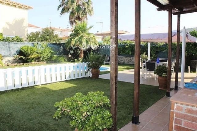 5 soverom Villa til salgs i Roda de Barà med svømmebasseng garasje - € 412 000 (Ref: 9534615)