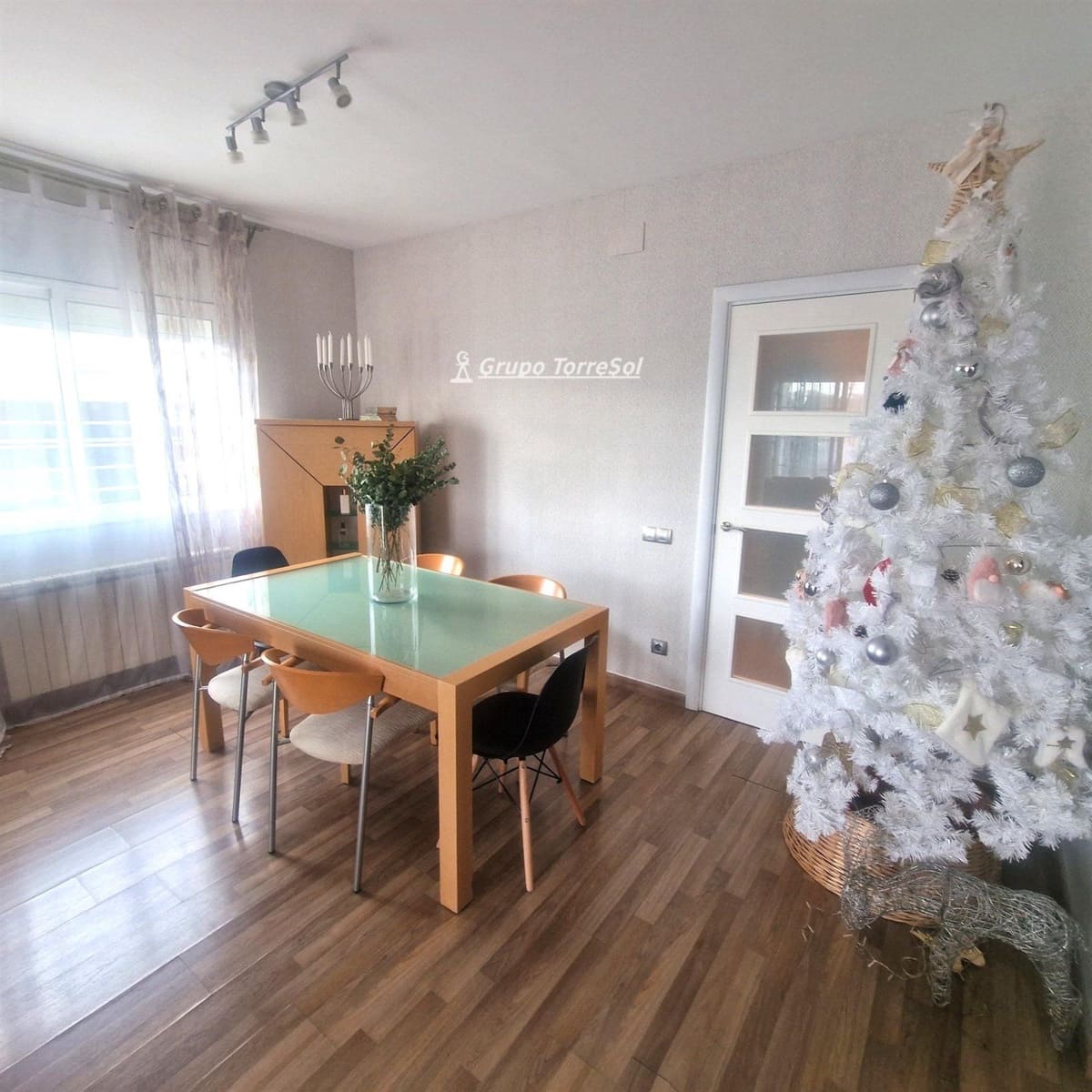 5 soverom Villa til salgs i Roda de Bara med svømmebasseng garasje - € 412 000 (Ref: 9534615)