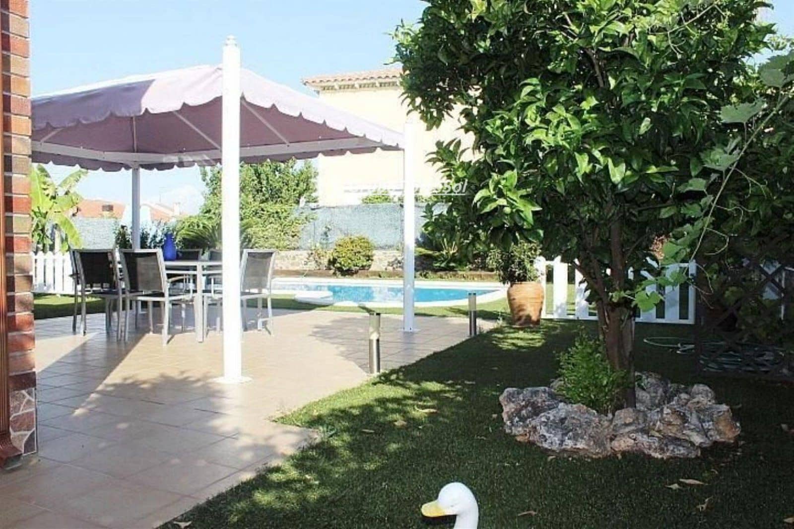 5 soverom Villa til salgs i Roda de Bara med svømmebasseng garasje - € 412 000 (Ref: 9534615)